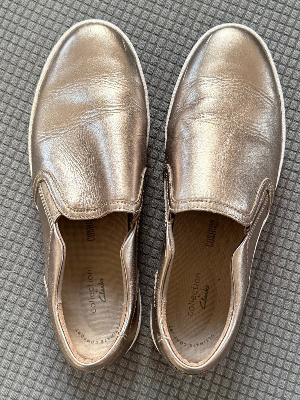 Clarks Pawley Bliss Women's Slip On Sneaker Pewter Leather, Size 10